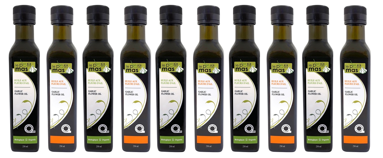 Le Petit mas Garlic scape oil