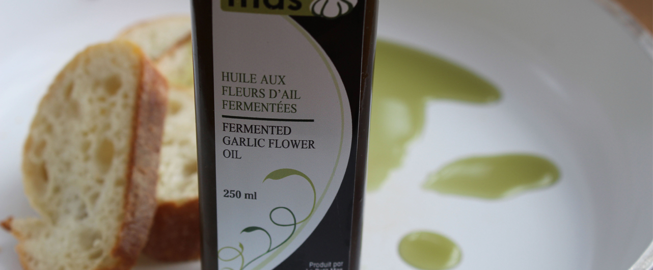 Le Petit Mas garlic scape oil with bread