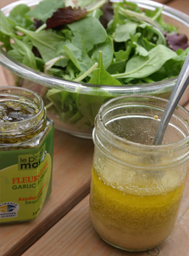 Recette de vinaigrette infaillible aux fleurs d'ail du Petit Mas de Le Petit Mas  - Recette fleurs d'ail du Québec et ail du Québec Le Petit Mas
